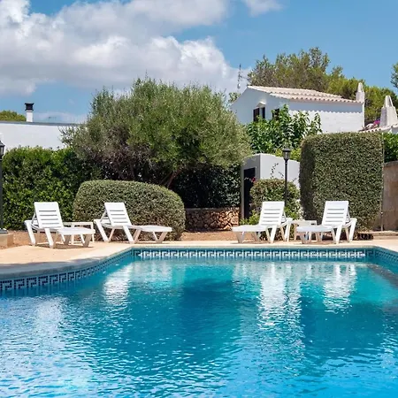 Chalet Con Piscina En Cala Blanca
