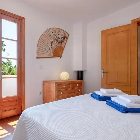 Chalet Con Piscina En Cala Blanca Сasa de vacaciones Cala Blanca (Menorca)